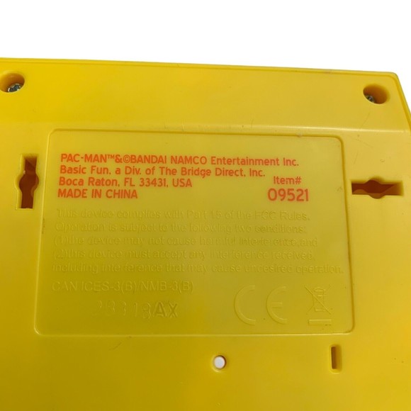 Arcade Classics Pac-Man Retro Mini Arcade Game - Picture 4 of 7